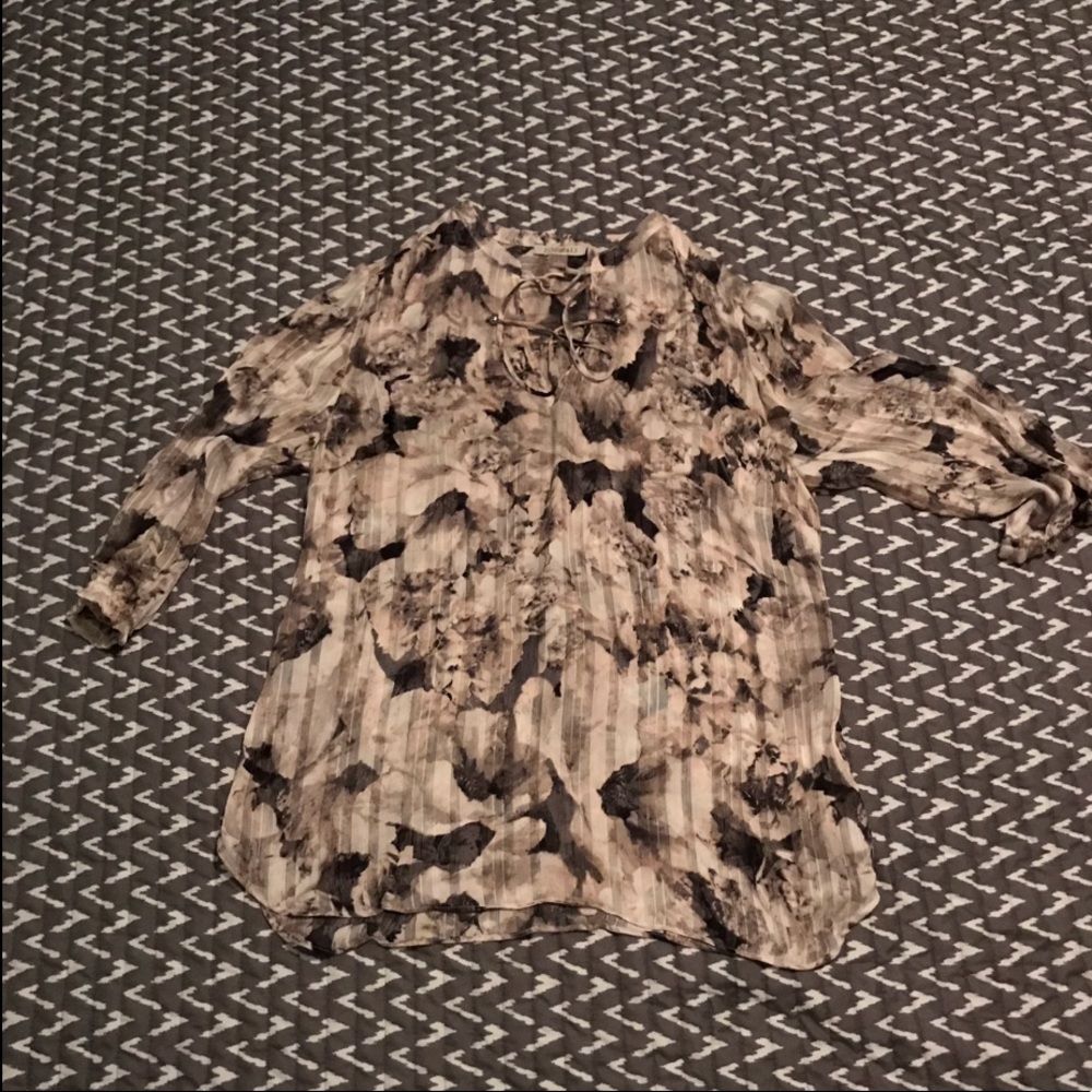 Woman’s Blouse